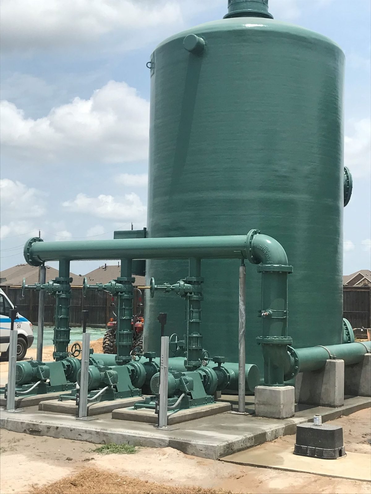 WETS ground aerator with bank of vertical turbine pumps