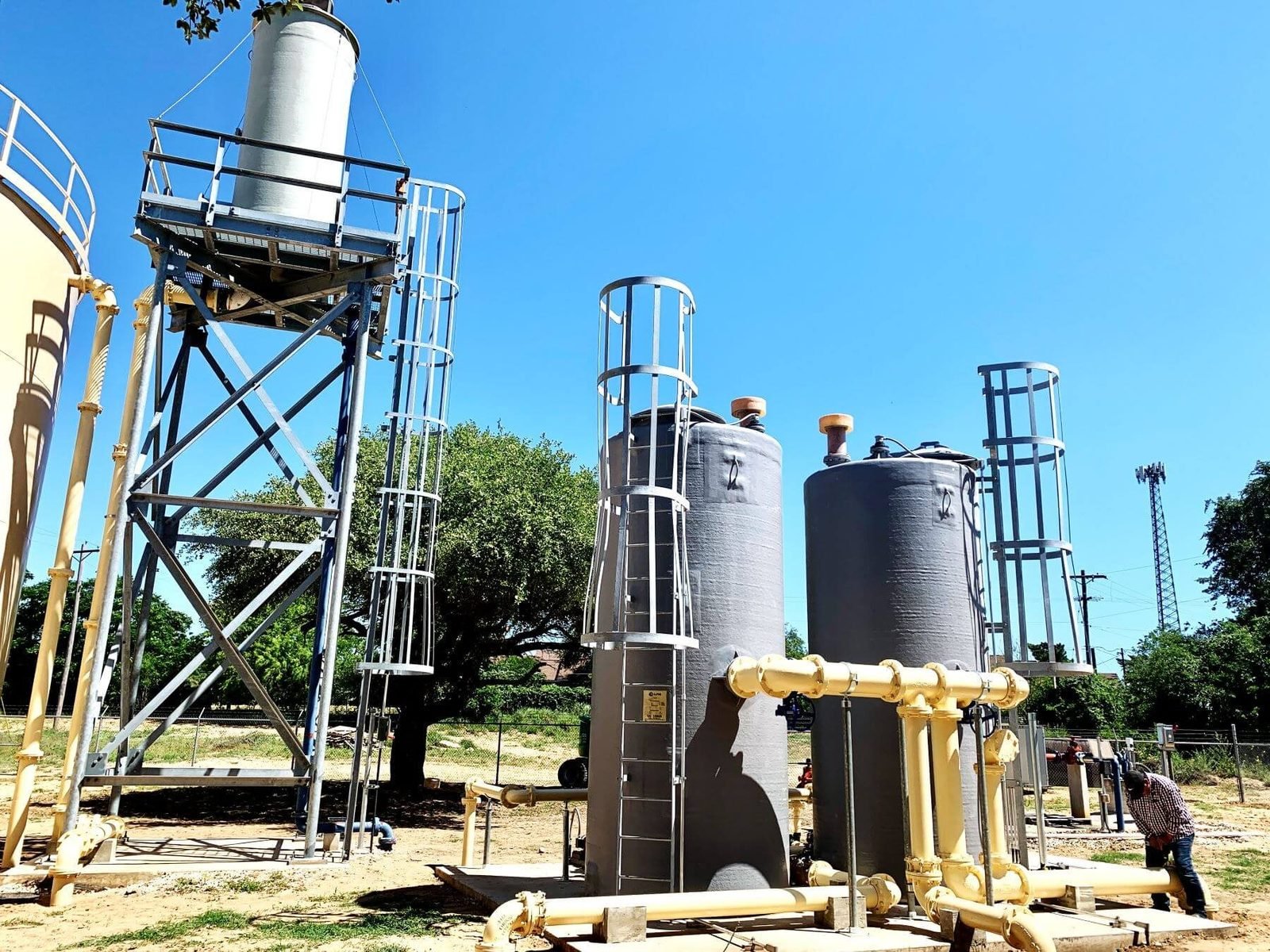 WETS WAFU vessels with safety cages and process piping in service